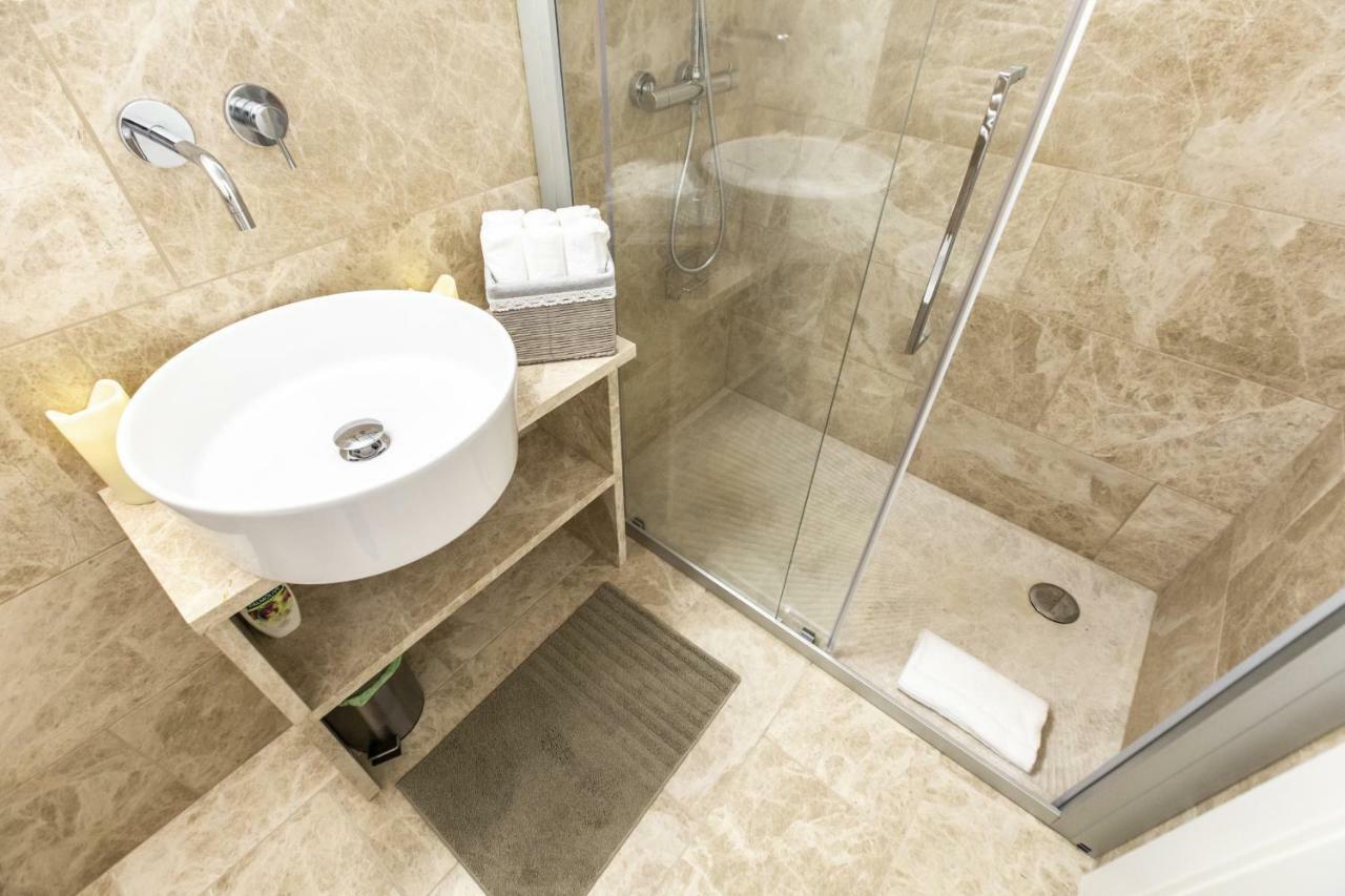 Elegant Fornasa Vecia, Canal View With A Beautiful Garden R&R Venice Luaran gambar